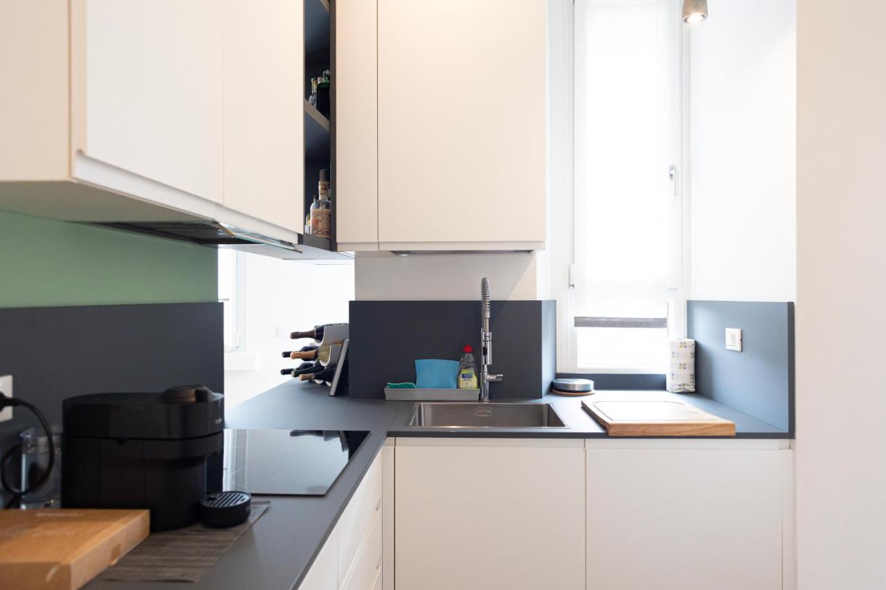 Elegante Bilocale In De Angeli - Piazzale Siena Apartment Milan Luaran gambar